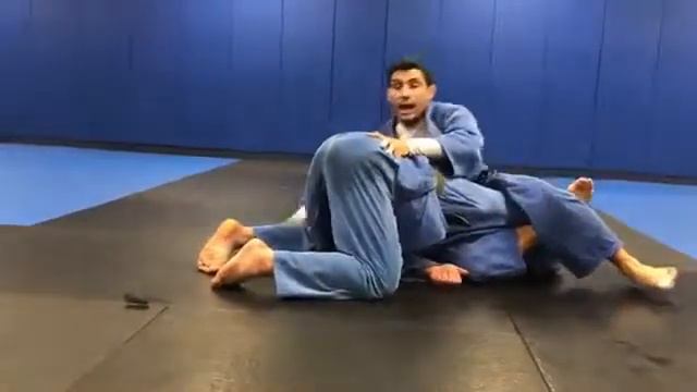 обратный треугольник Justin Flores 1 смотреть онлайн