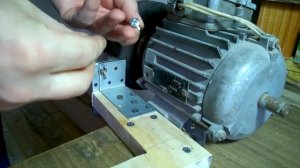 Упор для точила за 15 минут. DIY. Emphasis for do-it-yourself sharpener
