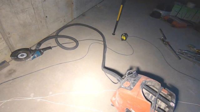 Электромонтаж дома. Два способа монтажа подрозетников - алмазная резка стен и алмазная коронка. смотреть онлайн