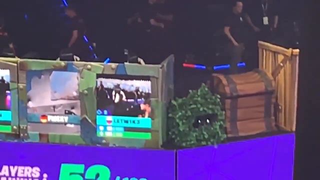 Реакция Летвика на кик с игры World Cup смотреть онлайн