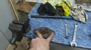 замена задних амортизаторов на kia Rio