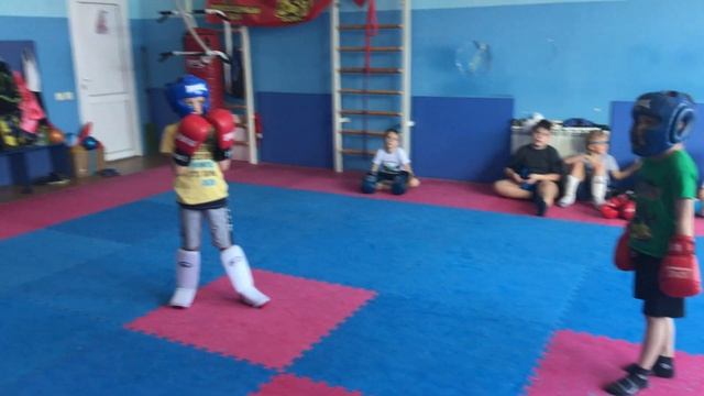 Спарринг клуб Форма рукопашный бой смотреть онлайн