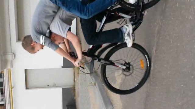 Когда велик сломан смотреть онлайн