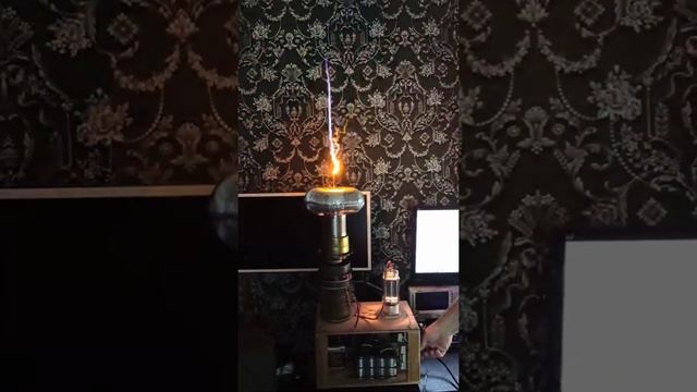 Катушка Тесла на ГК-71, натрия хлорид смотреть онлайн