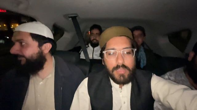 Pakistani Students Party In UK | A day at Central London | Woody Grill | UK Vlog | Uzair Mirza смотреть онлайн