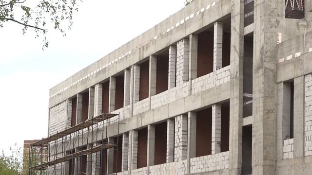 Школа в микрорайоне Первомайский смотреть онлайн