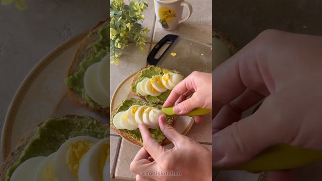 Avocado Toast | Breakfast | Nonushta