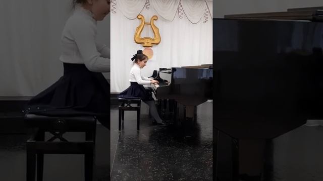 М. Клементи. Сонатина F dur, соч. 36 №4 смотреть онлайн