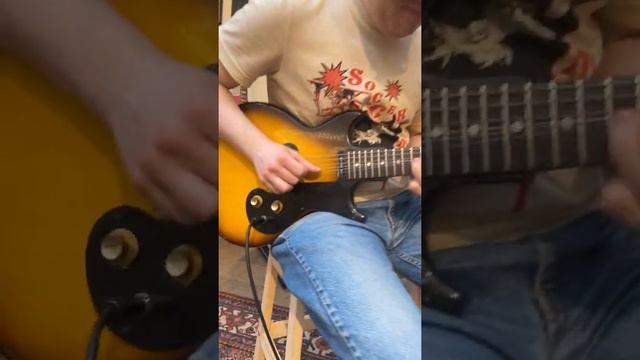 1961 Gibson Melody Maker symmetric sunburst смотреть онлайн