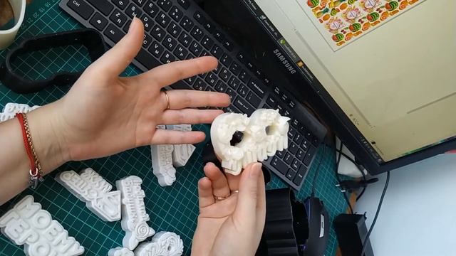 Видео-отзыв от Эльвиры Лапаевой ("Артобус", " Енот и Енот") смотреть онлайн