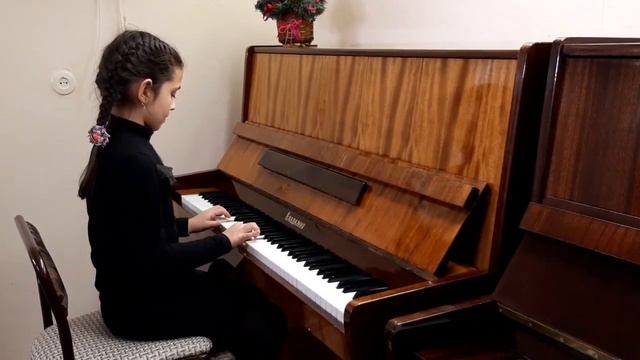 Годишвили Анжелика, соло ДМШ4 нем. нар. песня «Кукушка и осел» смотреть онлайн