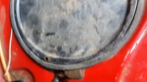 Съем бензонасоса пассат Б3 (шаг №1)