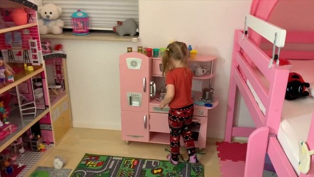 День Рождения Куклы Бэби Борн! Happy Birthday Emily! Big Barbie, Luvabella