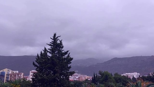 Таймлапс природа, Облака полные дождя | Timelapse nature, Clouds full of rain смотреть онлайн