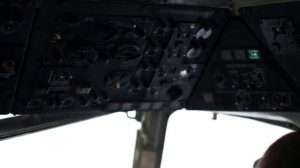 Предполетная подготовка и запуск Ми-8 с переговорами экипажа.