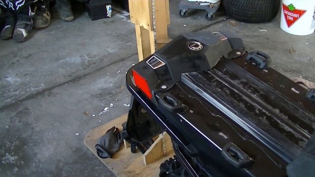 Suspension Setup Tuning Tips | 2012 Ski-Doo Renegade 137 | Adjust Clicker Shocks Fix Heavy Steering смотреть онлайн