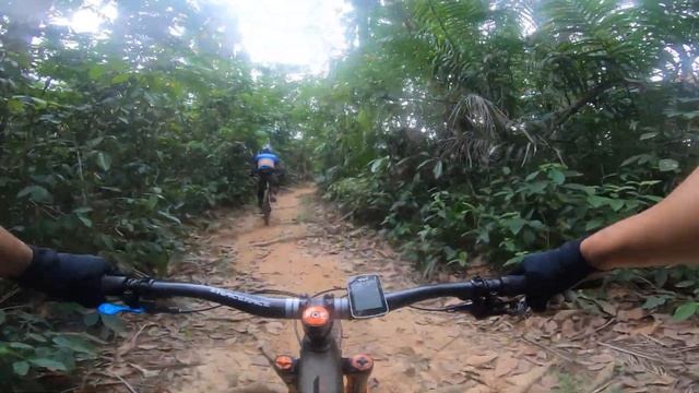 Putrajaya Challenge Park - Trail 7 - Trail 8 - Lookout Point смотреть онлайн