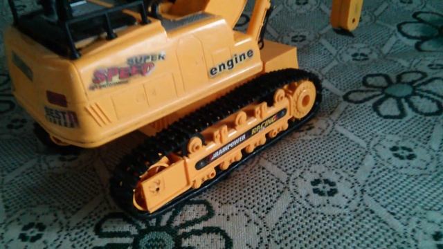 Игрушка Экскаватор без ковша смотреть онлайн