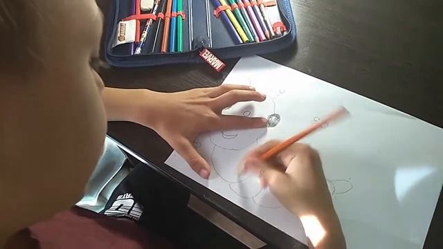 Как нарисовать гусеницу смотреть онлайн