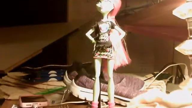 Monster High doll test смотреть онлайн