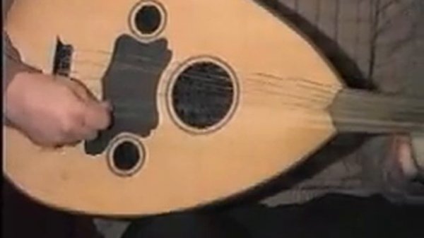 The Azerbaijan musical instruments - Ud (http://atlas.musigi-dunya.az/index_en.html )