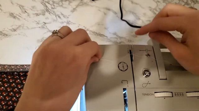 How to Thread a Singer Heavy Duty Sewing Machine - Threading my Singer 4423 Sewing Machine смотреть онлайн