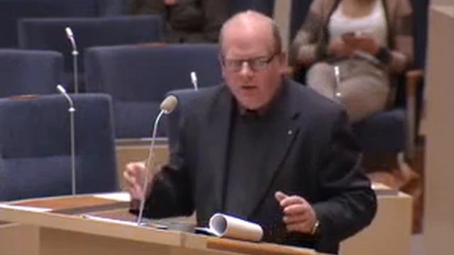 Riksdagsdebatt om EU:s krav att sluta avmaska vid införsel av djur till Sverige смотреть онлайн