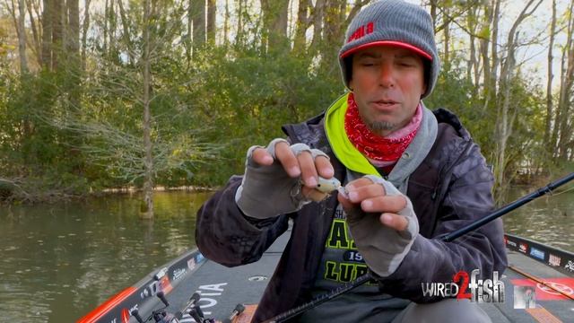 Modifying Bass Fishing Lures with Bladed Treble Hooks смотреть онлайн