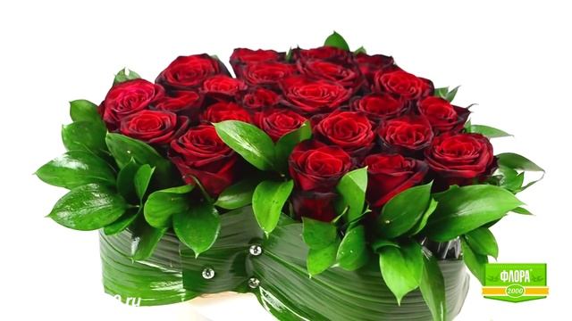 Заказ и доставка цветов. Сердце из роз. Flora2000.ru смотреть онлайн