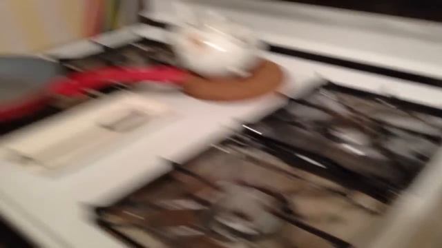 How To Remove A Sticker From A Record Album Cover [Time-Lapse] смотреть онлайн