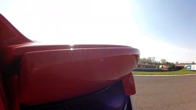 Ferrari LaFerrari - Up Close and Personal смотреть онлайн