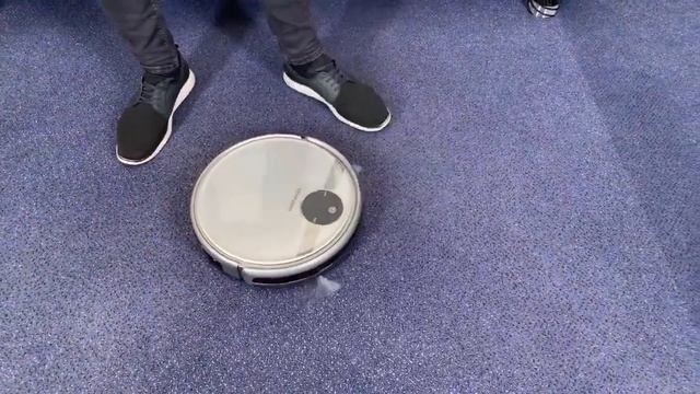 Обзор робота-пылесоса REDMOND RV-R500 и умного чайника-светильника в прямом эфире! смотреть онлайн