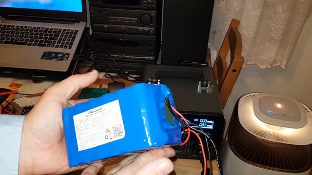 PRZENOSZENIE ENERGII Z OFF GRID ? STACJA ZASILAJĄCA + DODATKOWY AKUMULATOR