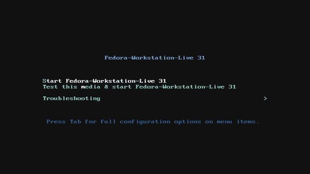 TRANSFORMER UN VIEUX PC EN SERVEUR ! смотреть онлайн