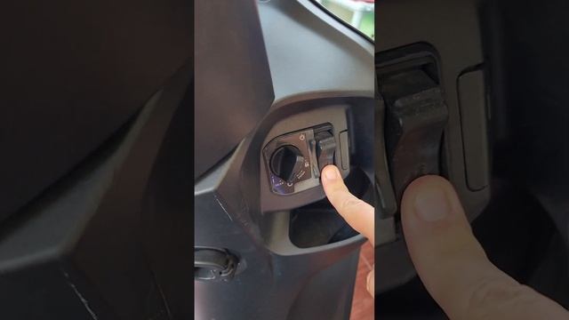 Starting Honda Scoopy Scooter With Remote