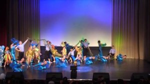 В синем море, в белой пене