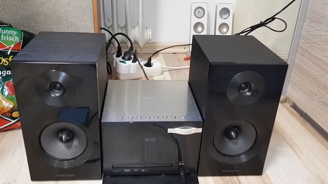Samsung MO MM E330 Soundtrack 20 22 смотреть онлайн