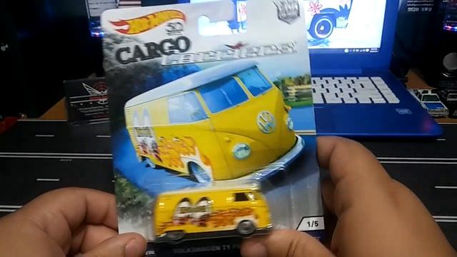 Hot wheels Volkswagen T1 panel bus moon eyes!! смотреть онлайн
