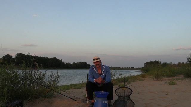 Уклейка на поплавок. (3 серия) Тонкости настройки снасти и подготовки места ловли. смотреть онлайн