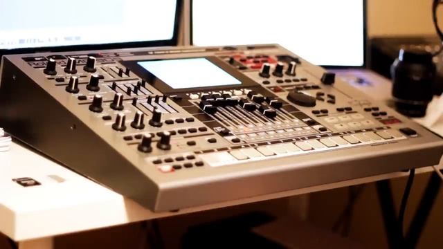 Roland MC-909 patterns: A final farewell смотреть онлайн