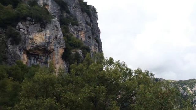 Самое глубокое ущелье в мире (Викос, Греция) смотреть онлайн