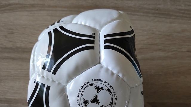 ⚽ Fotbalový míč Adidas Tango Rosario velikost 3 bílo-černý | eshop-fmko.cz ✅ смотреть онлайн