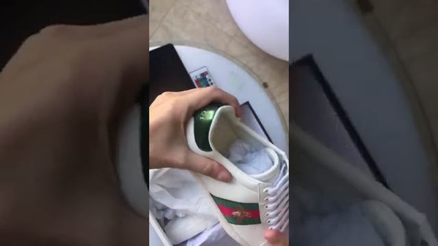 Полная распаковка кроссовок Gucci / Gucci Sneakers