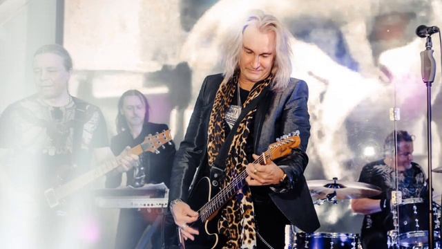 Мечты / группа Рондо и А.Иванов смотреть онлайн