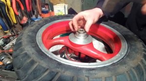 замена подшипников колеса в китайском скутере!!!