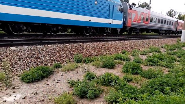 Пассажирский поезд возле о.п Рабочий городок (Ростов-на-Дону) смотреть онлайн