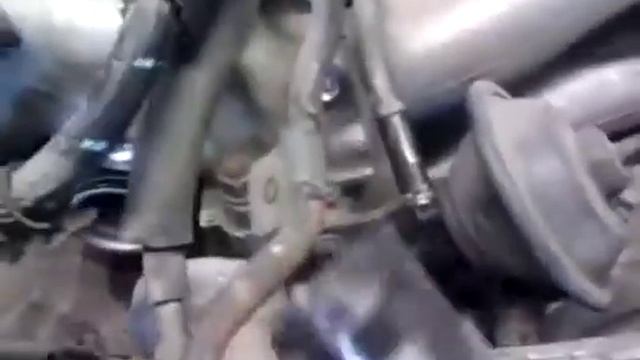 2003 Kia sorento water pump, after t-belt removal смотреть онлайн
