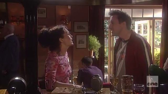 The Sketch Show S02E01 смотреть онлайн