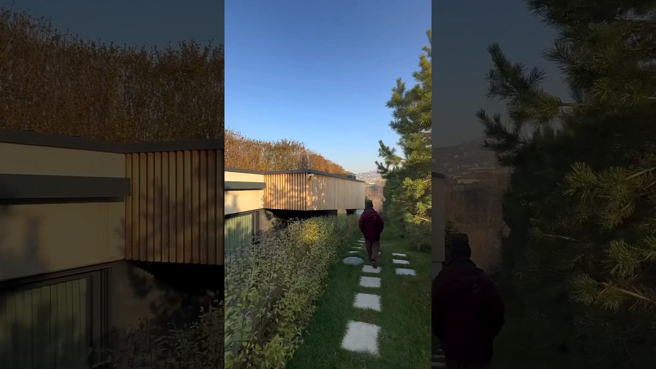 Зеленая крыша, на которой растут деревья в проекте от GK Archstudio. Мы в Алматы: +7 701 781 29 56 смотреть онлайн