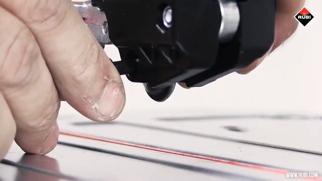 Máy cắt gạch Rubi -TP-93-S chuyên cắt bóng kiếng toàn phần (LH: 0903 658 467) смотреть онлайн